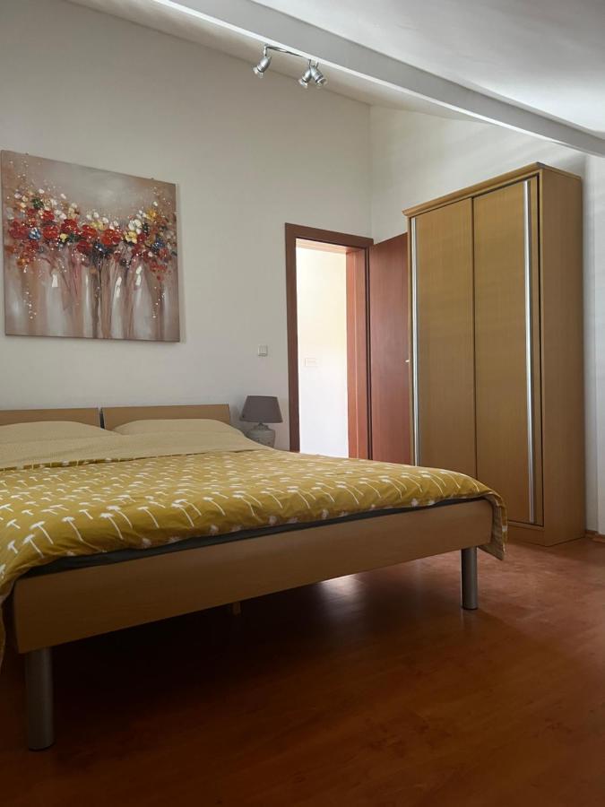 D.O.O. Yury Apartment Трогир Экстерьер фото